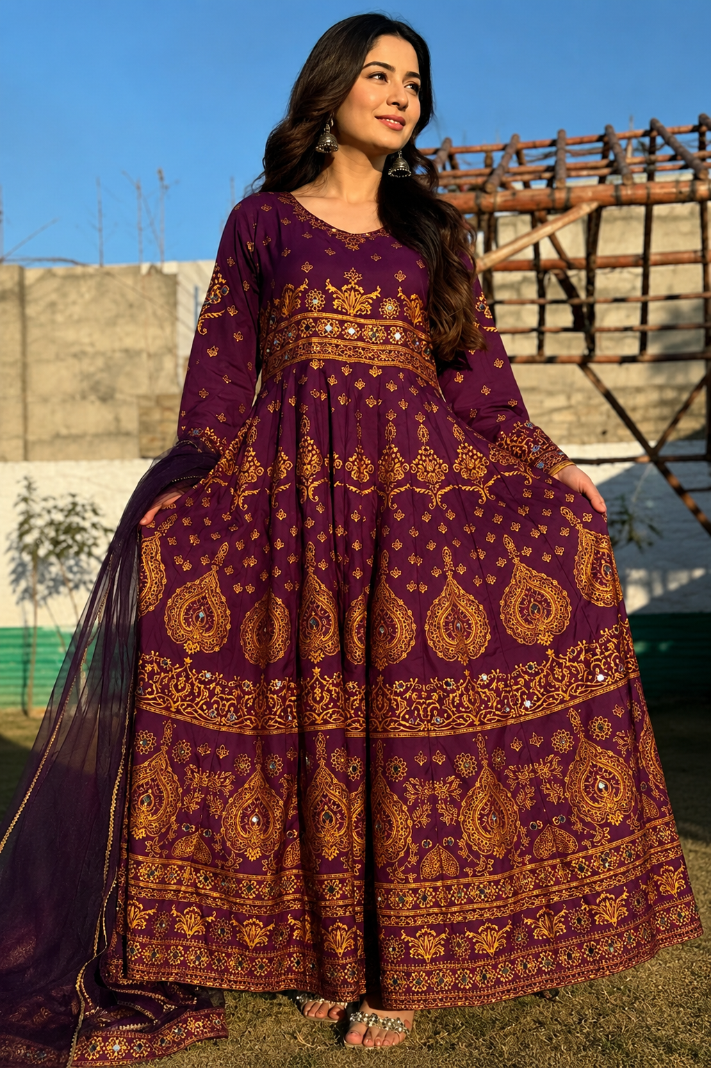 Zar-e-Noor Anarkali